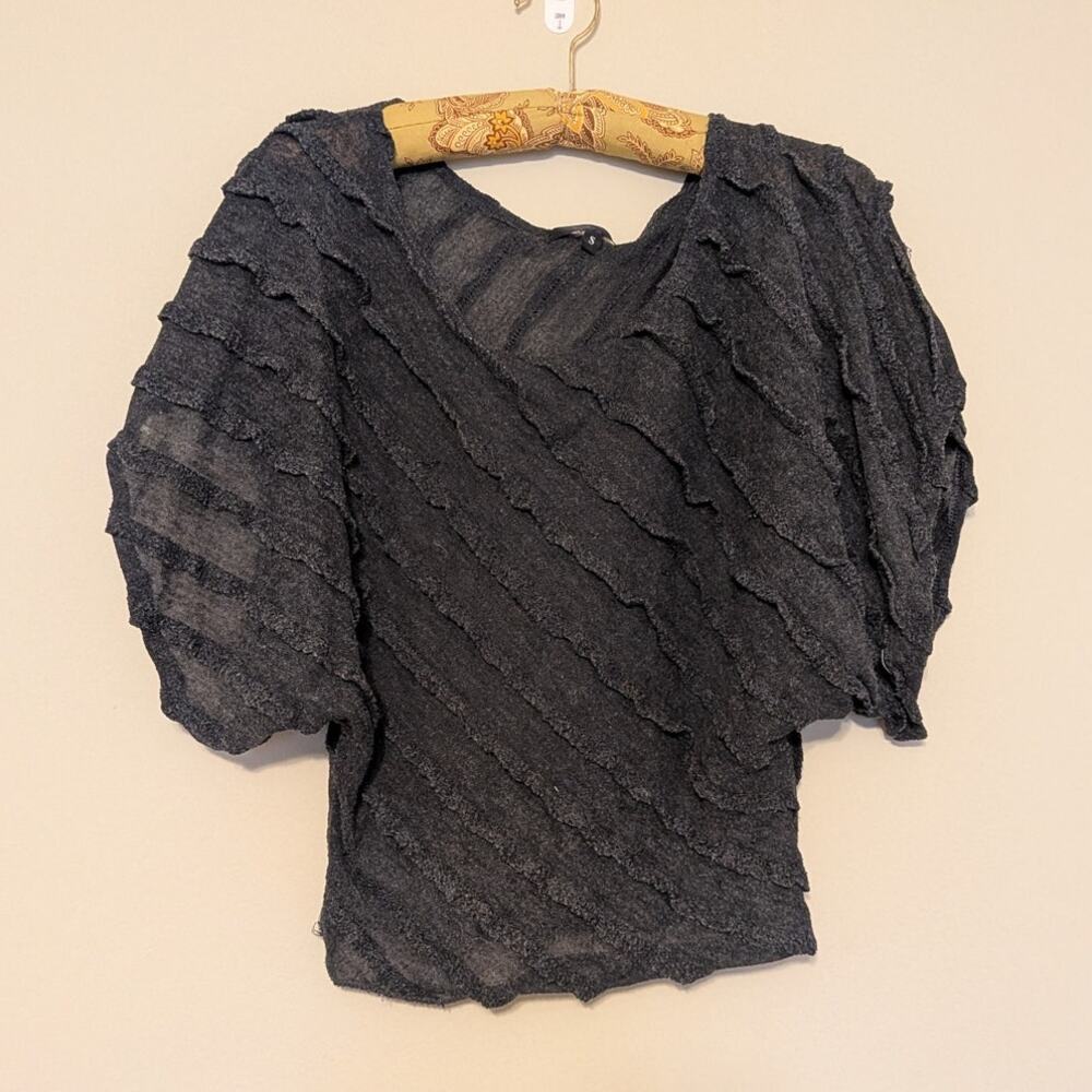 Vintage/Y2K Have Grey Textured Flutter Sleeve Bat Wing Top